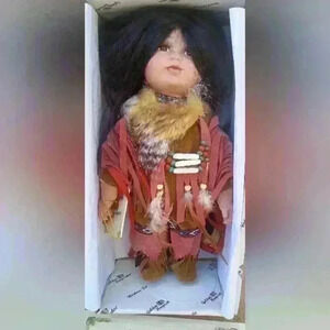 Golden keepsakes dolls